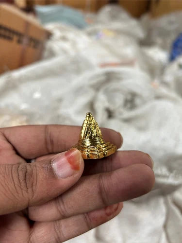 Sriyantra Pyramid Small Golden Colour
