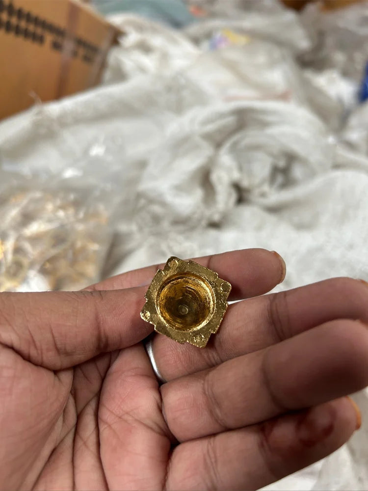 Sriyantra Pyramid Small Golden Colour