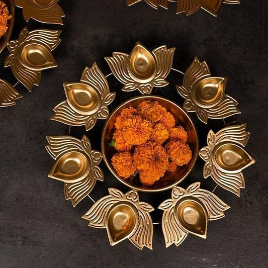 Metal Decorative Designer Urli Flower Candles Bowing Floating Diya
