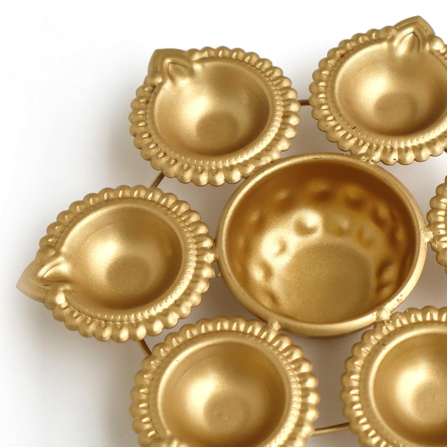 Diya Metal Urli Bowl Rangoli for Floor Home Decoration (7 inch)