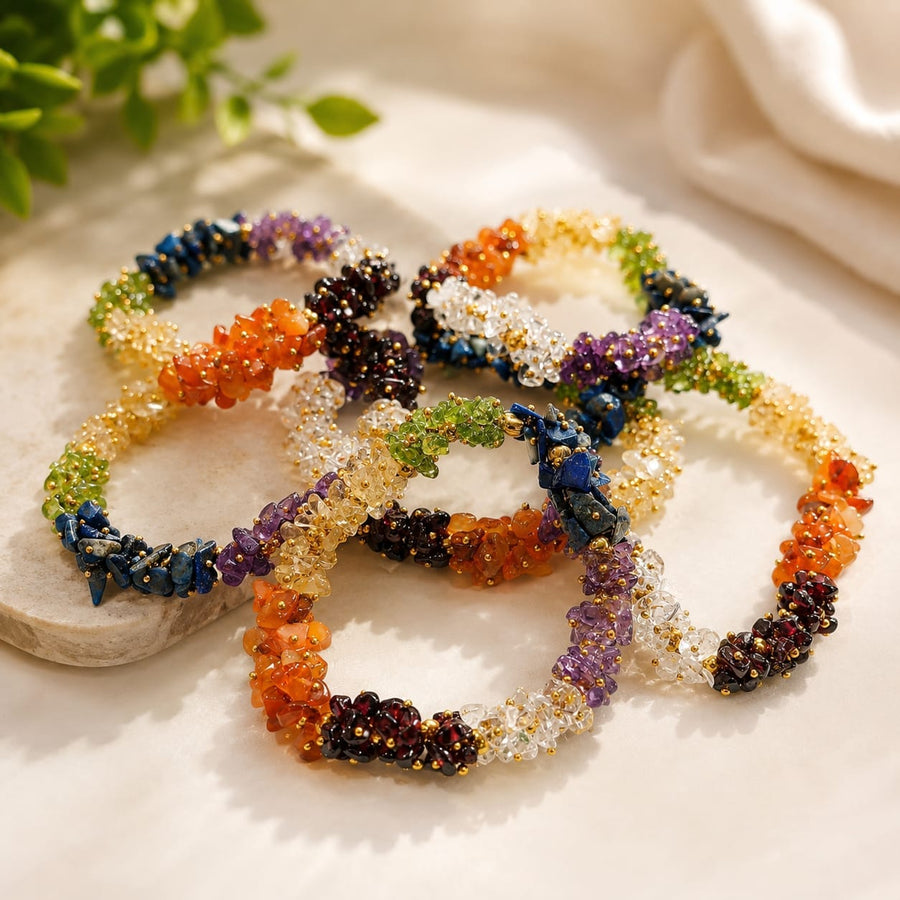 7 Chakra Crystal Chip Bracelets – Balance All Chakras & Radiate Healing Energy