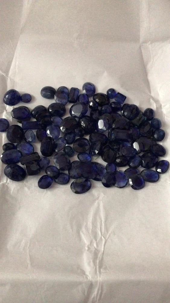 Blue Sapphire Gemstone (1 carat)
